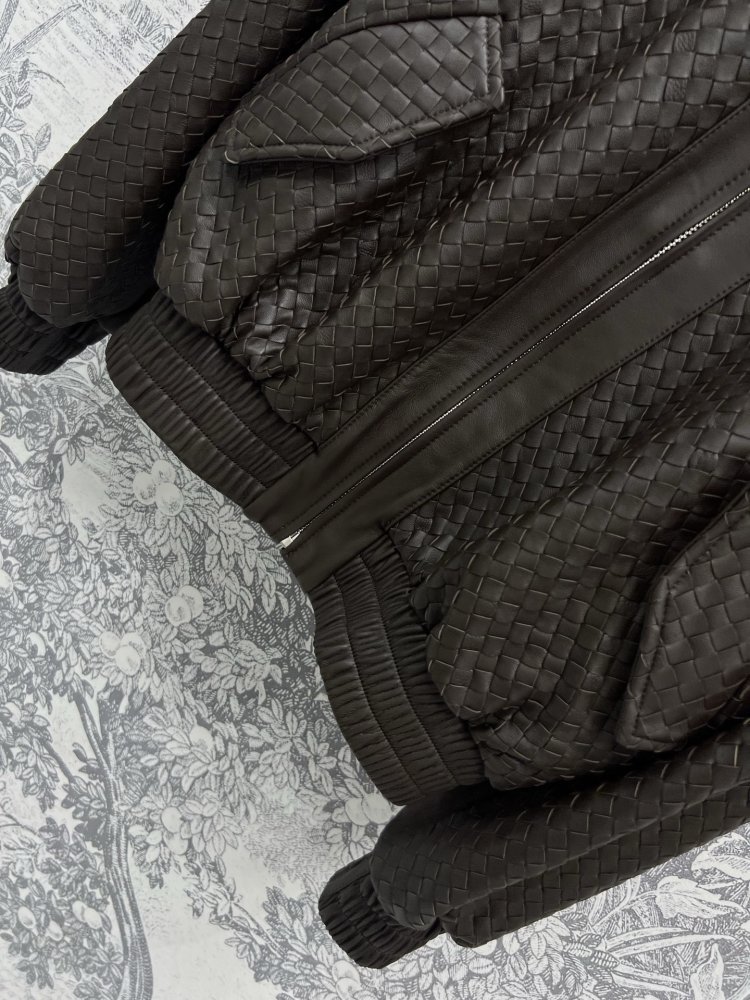 Jacket women's leather фото 4