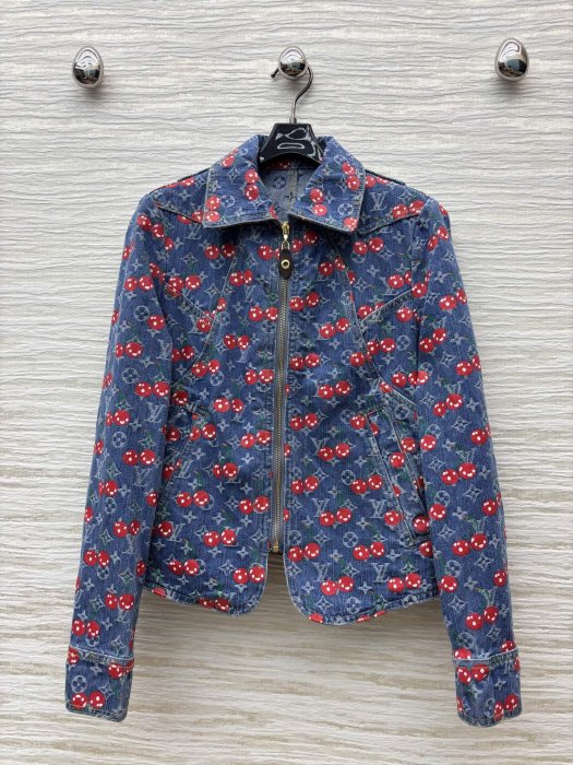 Куртка джинсова жіноча