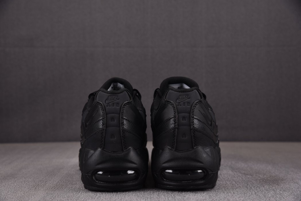 Кроссовки Air Max 95 Recraft Triple Black фото 5