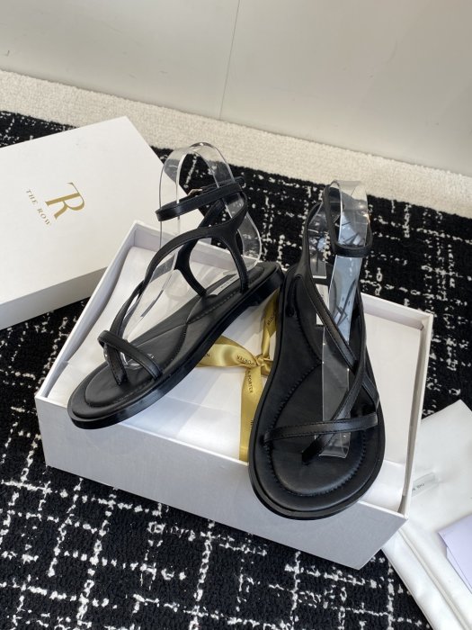 Сандалии женские фото 5