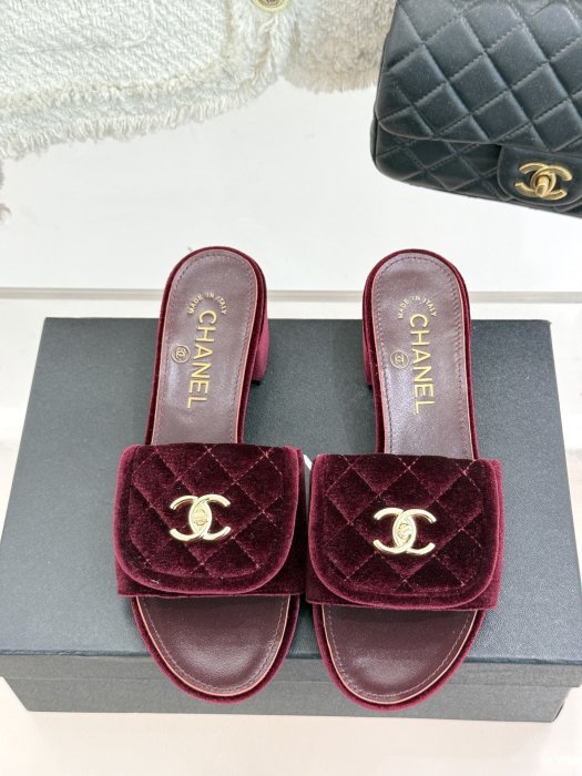 Босоножки фото 4