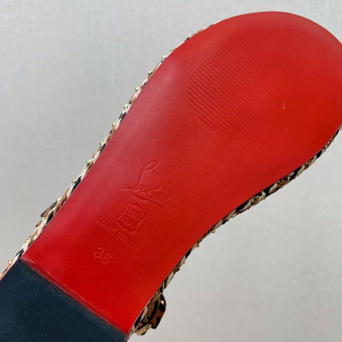 Босоножки фото 8