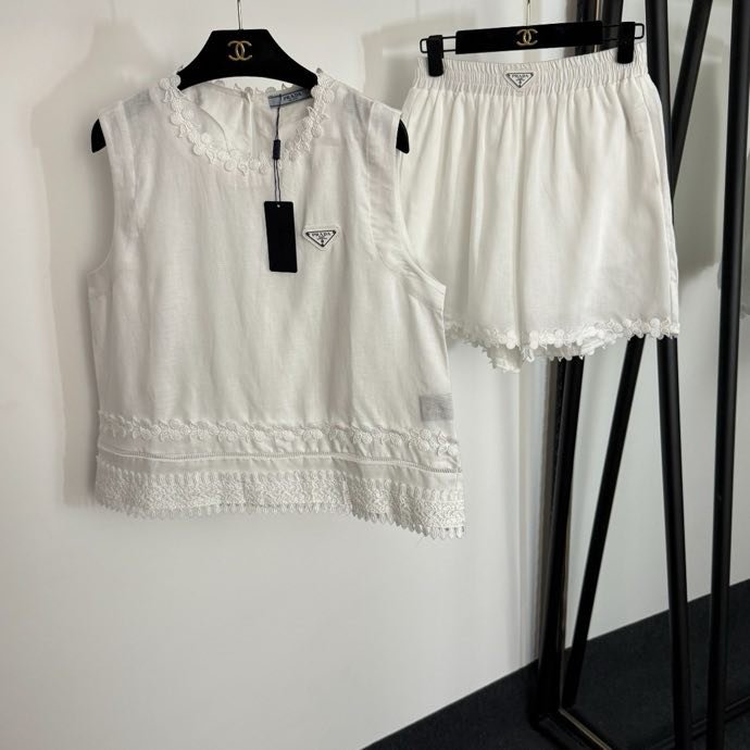 Costume female фото 8