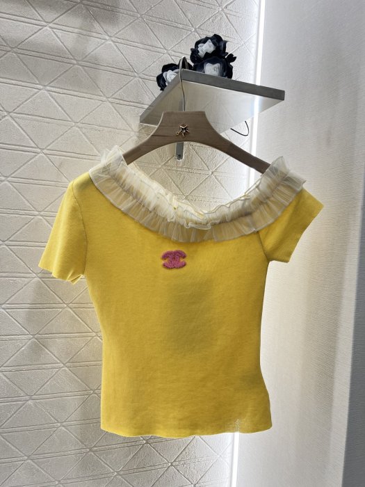 Футболка женская