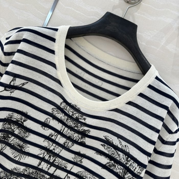 Футболка женская фото 5