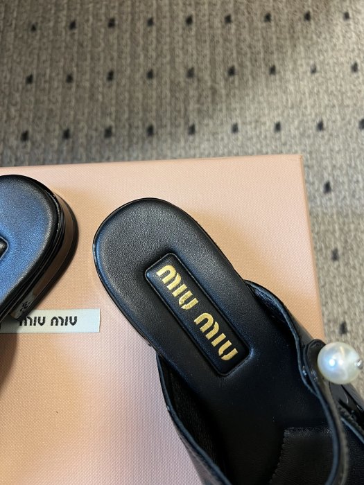 Босоножки фото 4