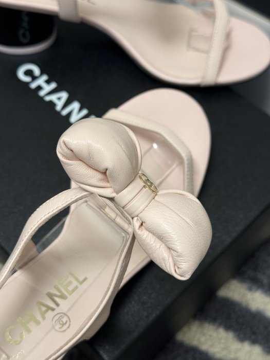 Босоножки фото 5