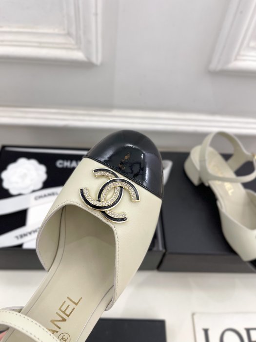 Босоножки фото 6