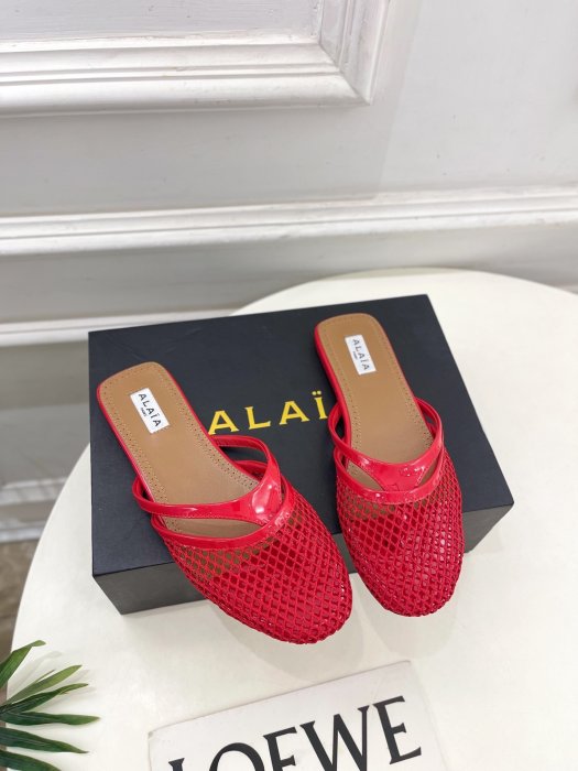 Шлепанцы женские фото 2