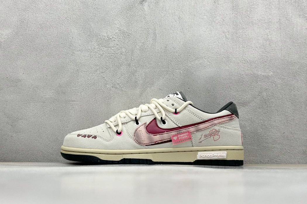 Кроссовки Nike SB Dunk Low