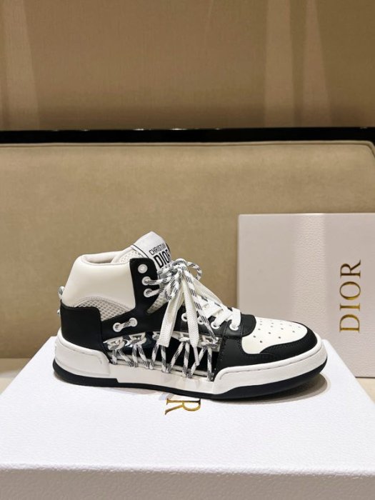 Кроссовки фото 4