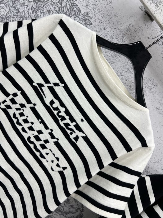 Футболка женская фото 2