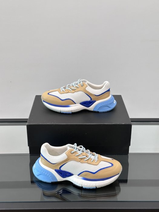 Кросівки чоловічі фото 4