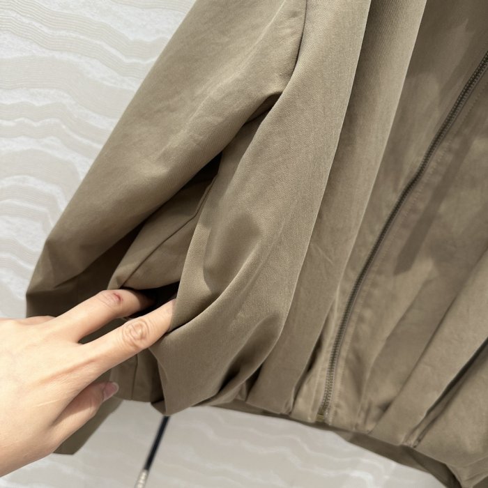 Куртка жіноча фото 5