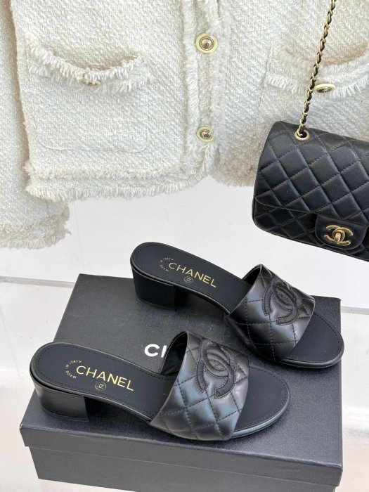 Босоножки фото 3