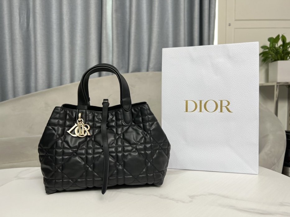 A bag women's Dior Toujours 28.5 cm