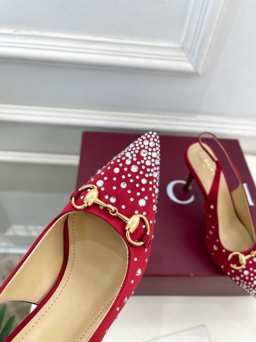 Босоножки фото 6