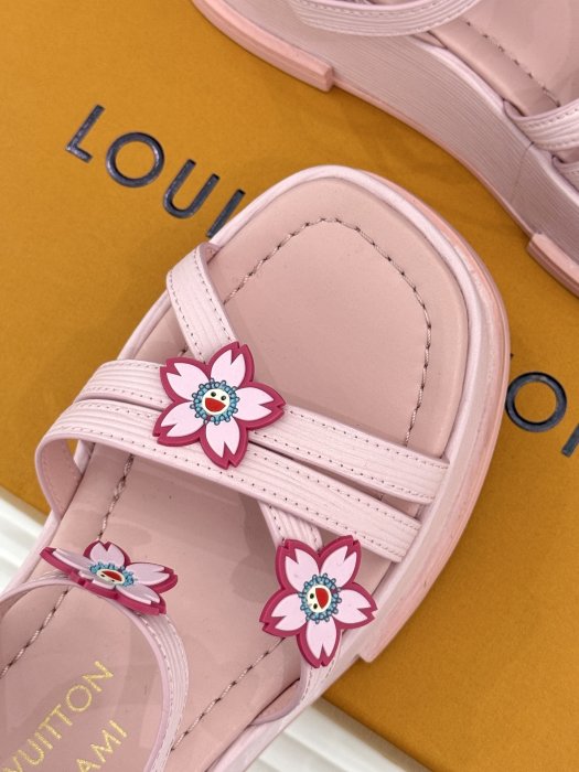 Сандалі жіночі фото 7