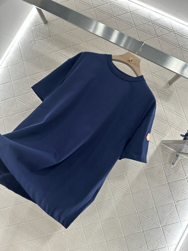 T-shirt women's фото 6