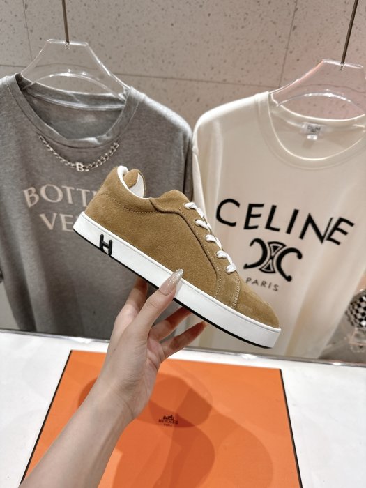 Кроссовки фото 5