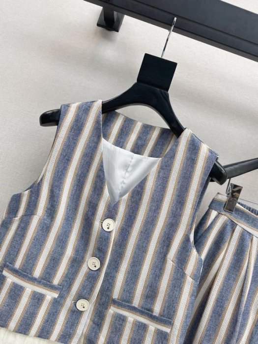 Костюм женский фото 4