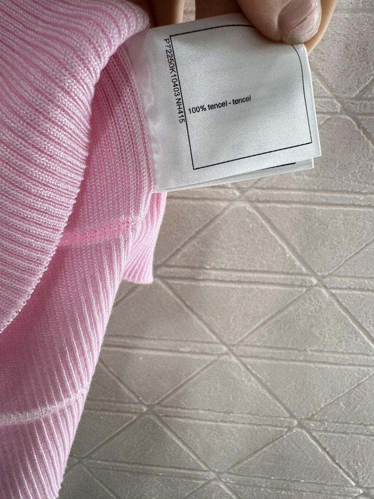 T-shirt women's фото 9