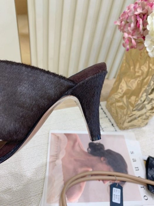 Босоножки фото 7