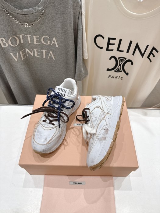 Кроссовки фото 3