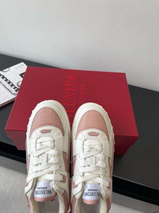 Sneakers women's фото 5