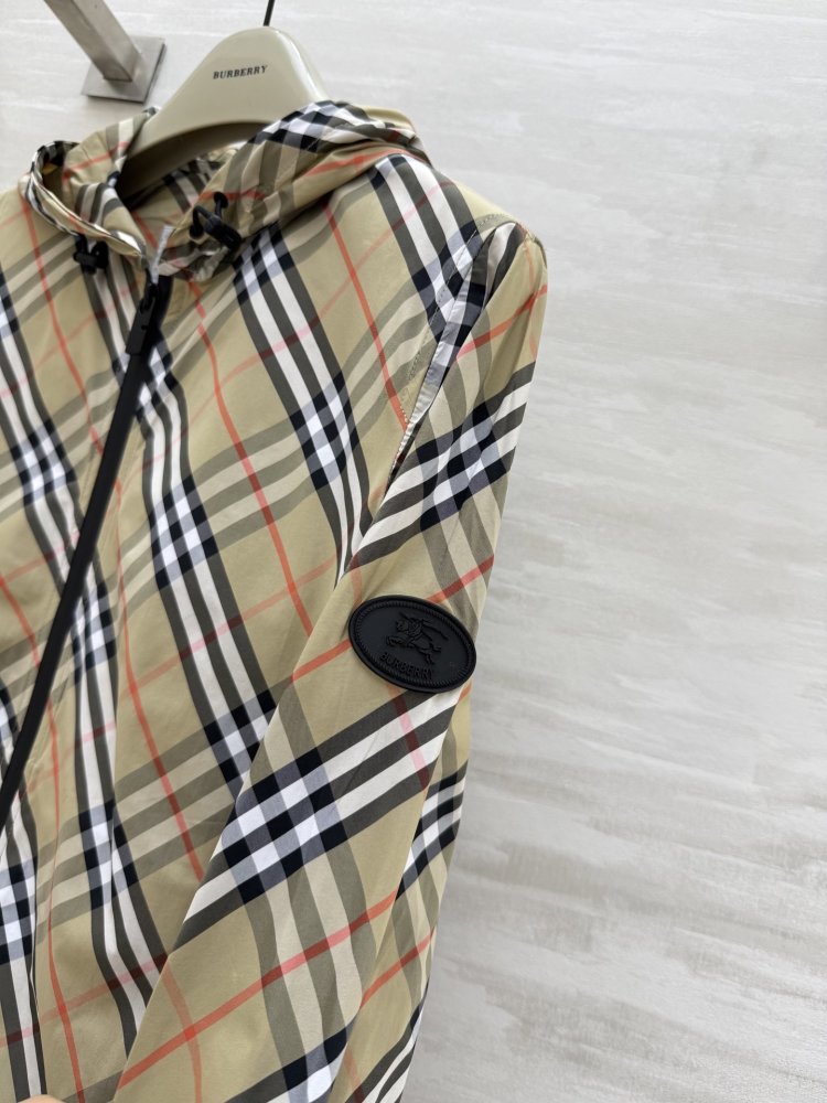 Jacket women's фото 7