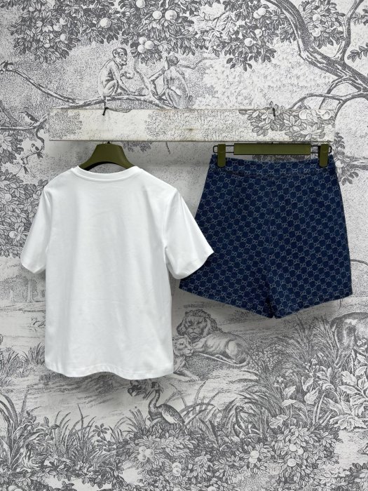 Costume female фото 7