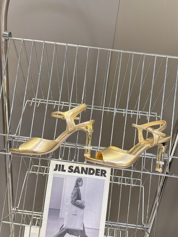 Босоножки фото 2