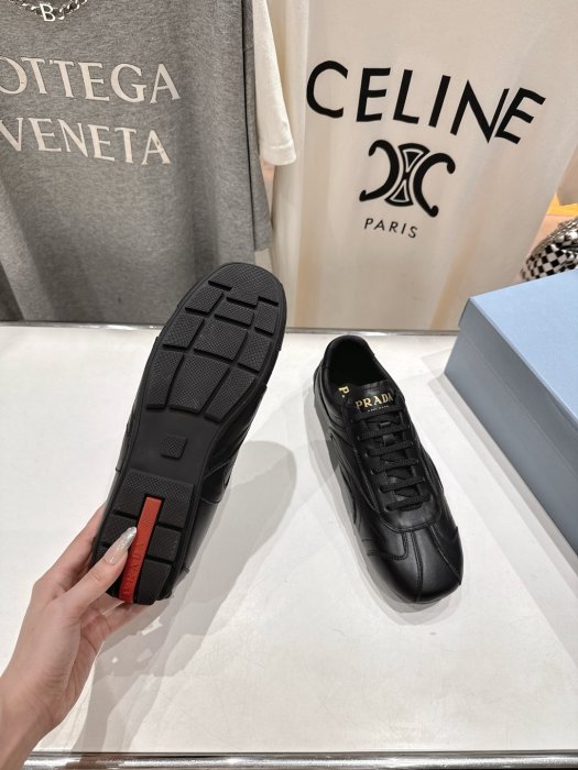 Кроссовки фото 9