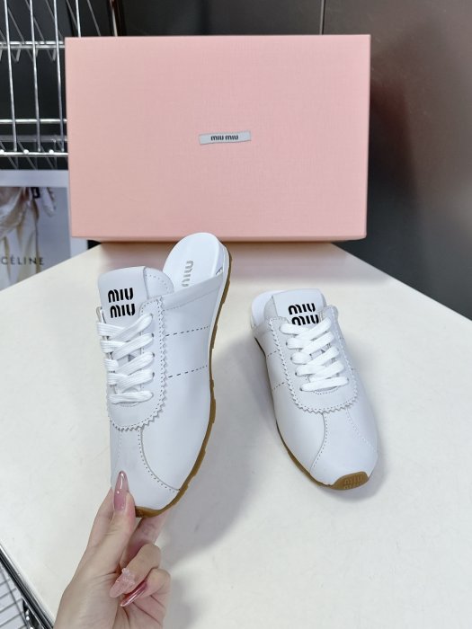 Кроссовки фото 4