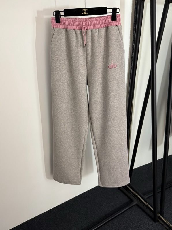 Костюм жіночий фото 8