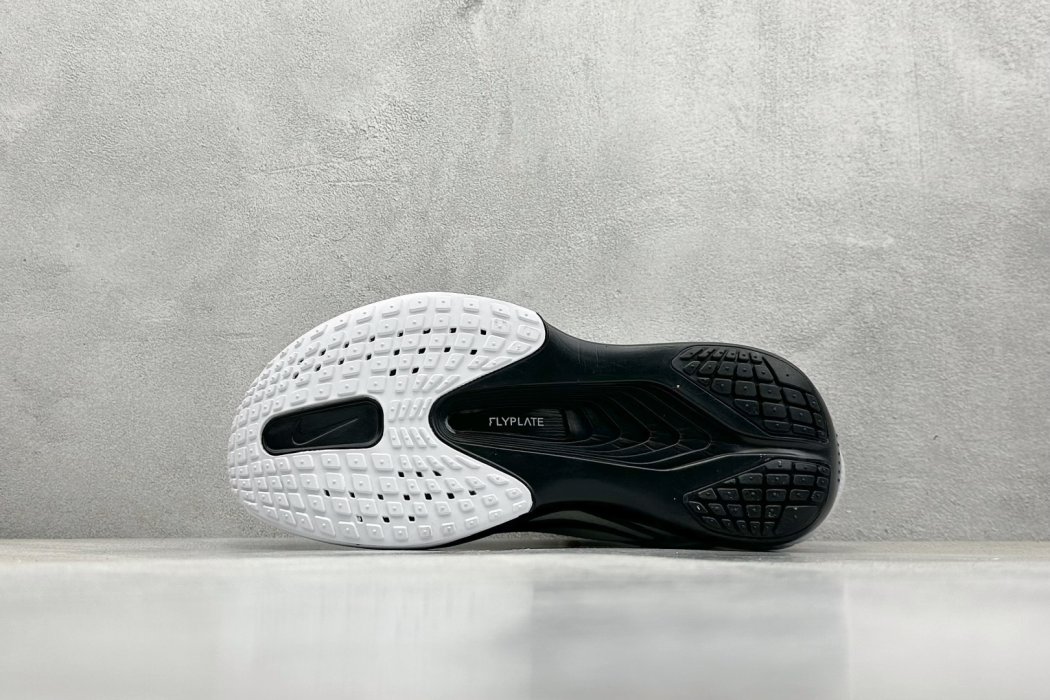 Кроссовки NIKE AIR Zoom RIVAL Fly 6 фото 4