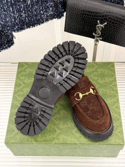 Туфли женские фото 9