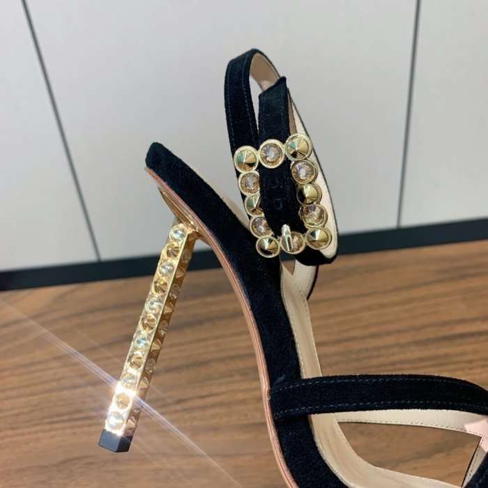 Босоножки фото 7