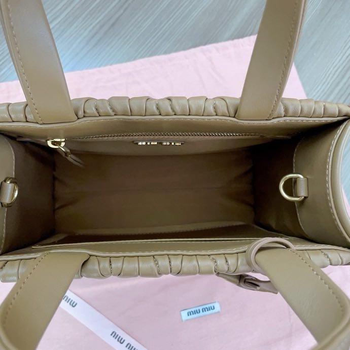 Сумка женская Matelasse 5BG263 24 см фото 8