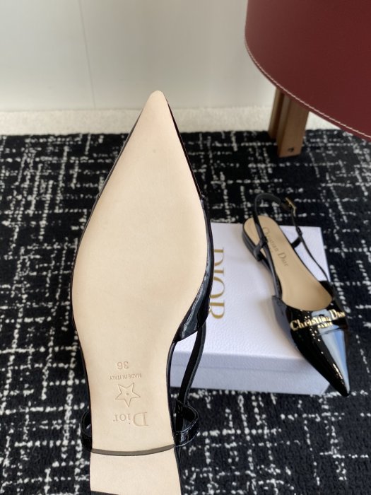 Босоножки фото 9