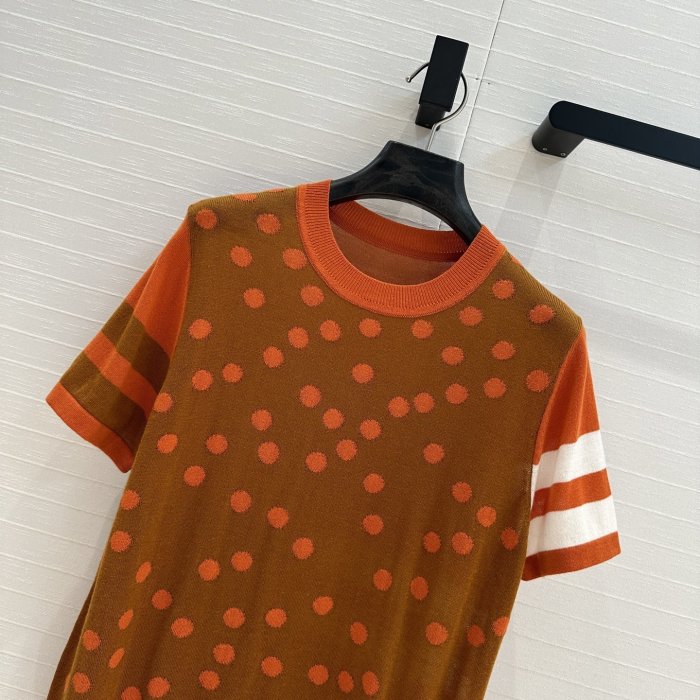 Футболка женская фото 2