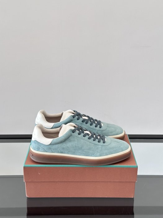 Кроссовки мужские