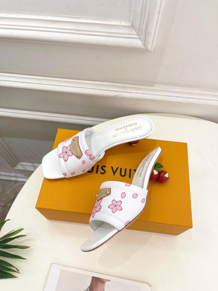 Босоніжки фото 3