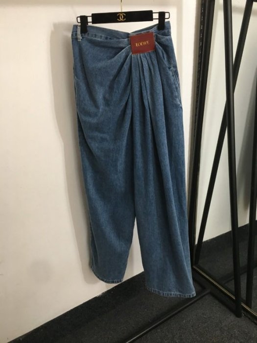 Джинсы женские