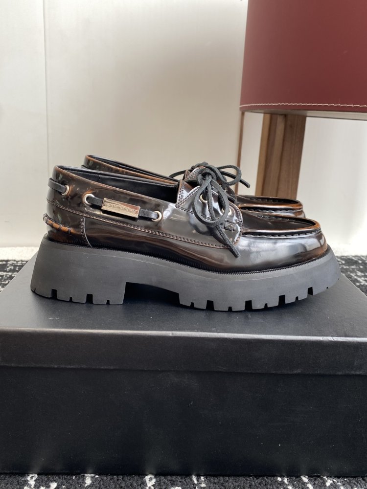 Туфлі жіночі фото 2