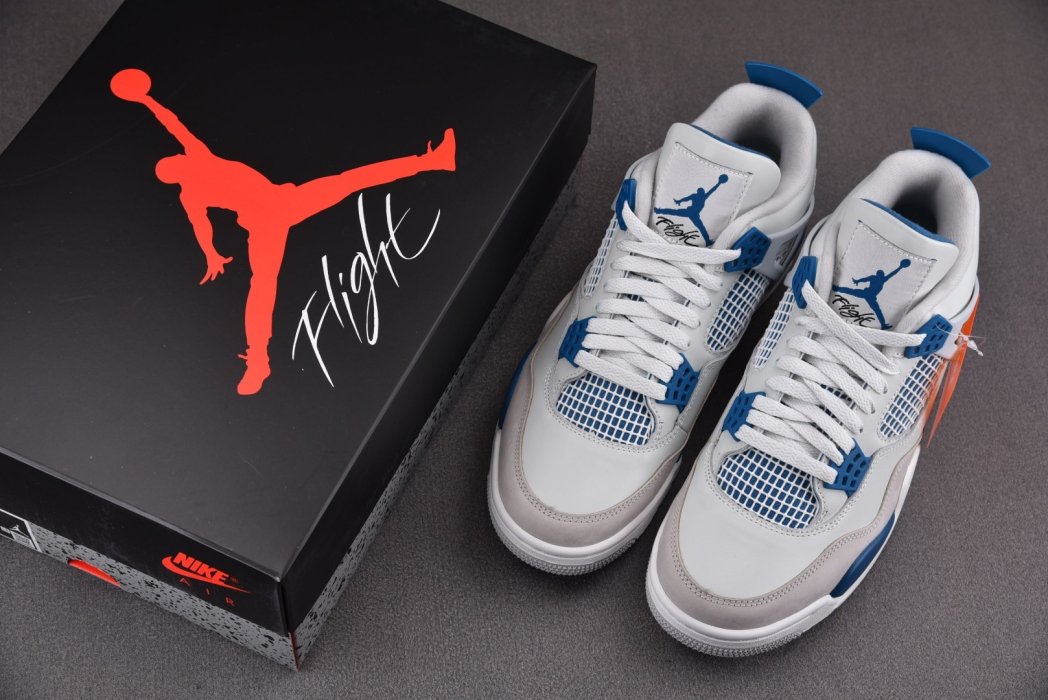 Кроссовки Air Jordan 4 Retro Military Blue фото 7