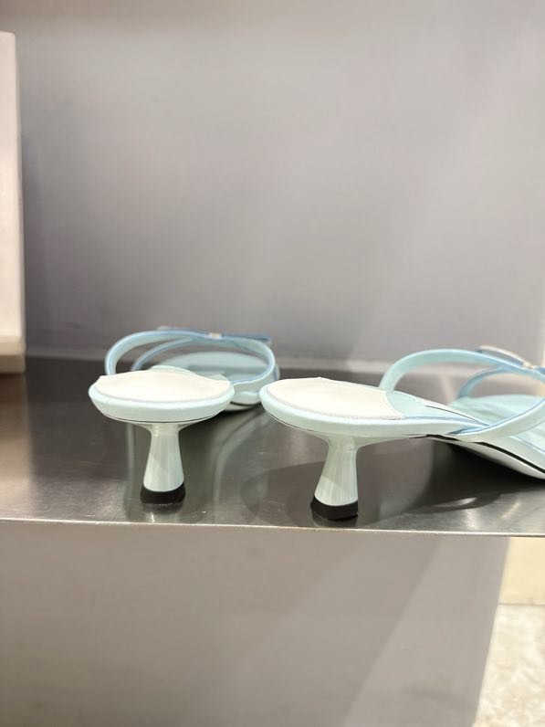 Босоножки фото 9