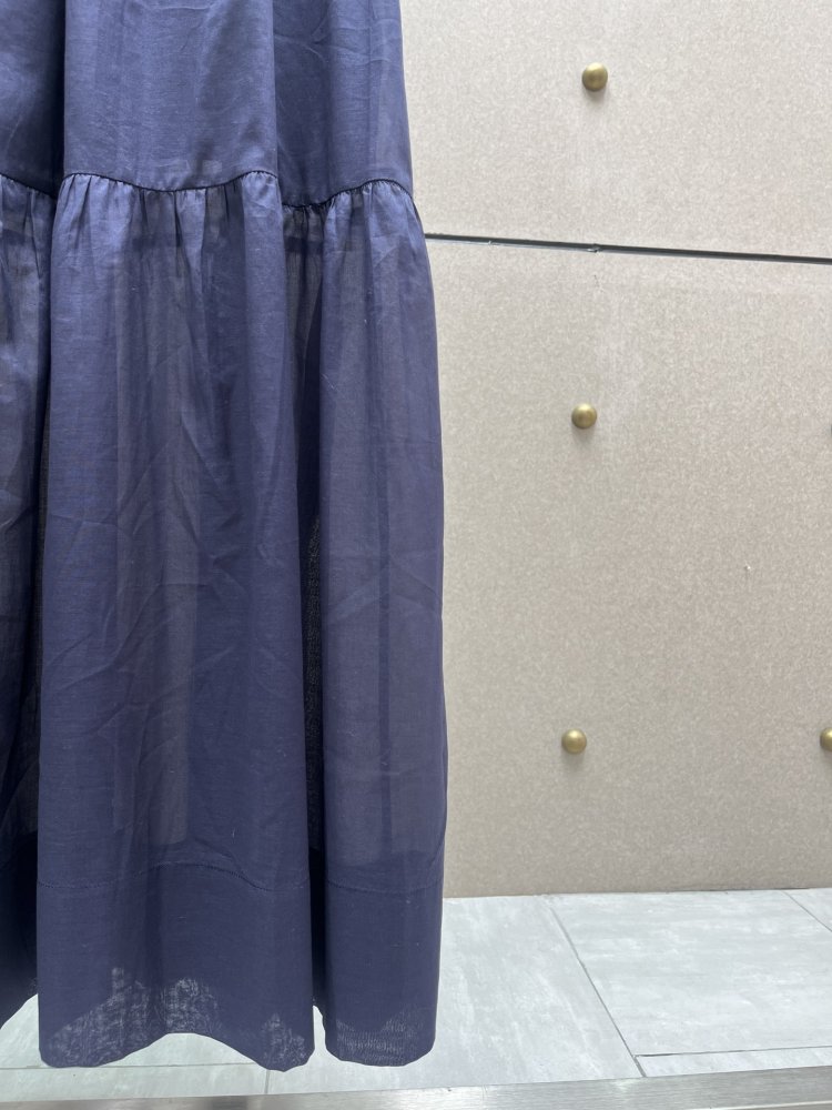 Dress from sleeves-flashlights and open back фото 6