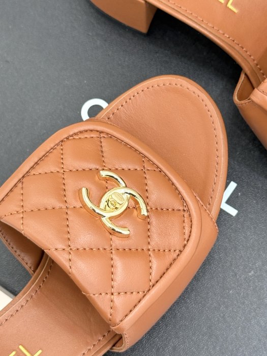 Босоножки фото 7