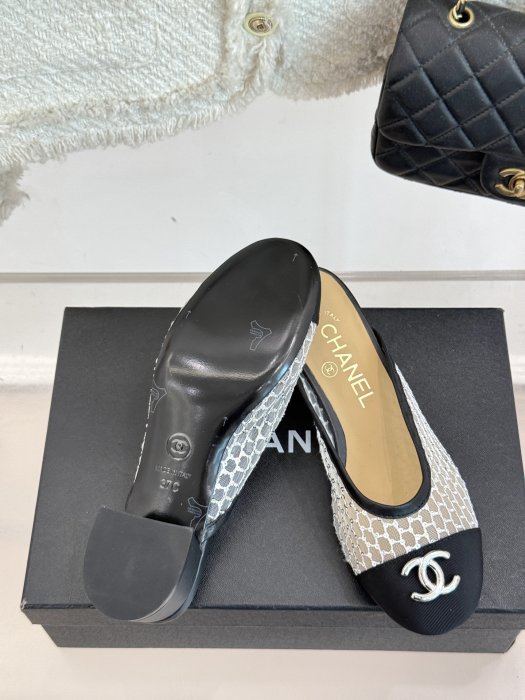 Босоножки фото 9